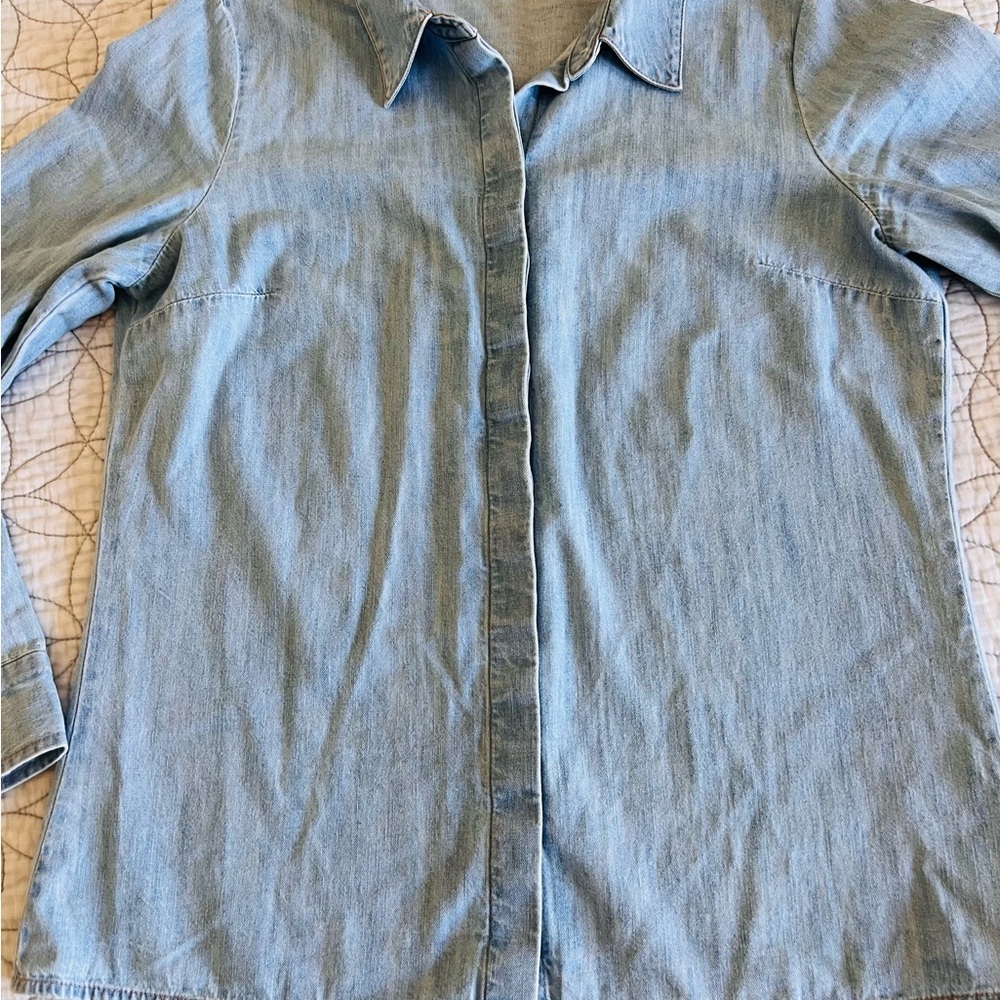 Express Light Blue Casual Shirt women size small denim - Picture 2 of 11